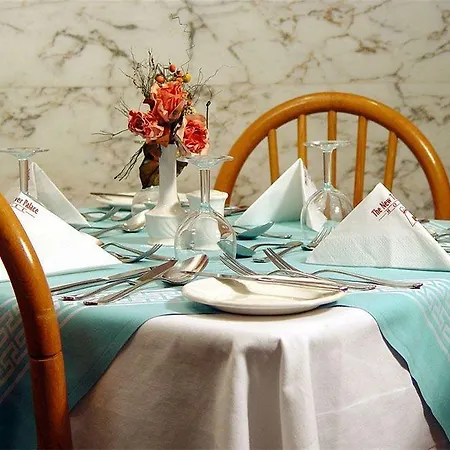 The New Tower Palace 酒店