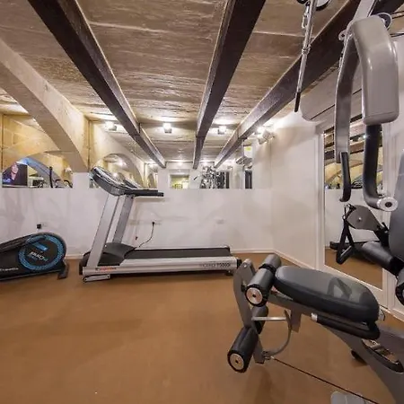 The New Tower Palace 3* Sliema