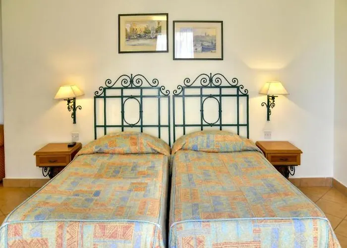 The New Tower Palace Hotell