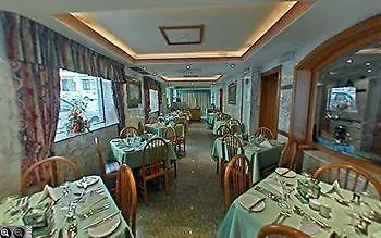 The New Tower Palace Hotel