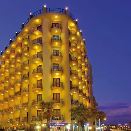 The New Tower Palace Hotel 3*