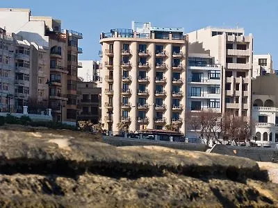 The New Tower Palace 3* Sliema