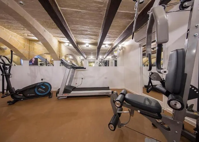 The New Tower Palace 3* Sliema